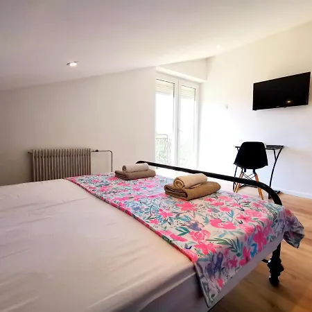 Comfortable For 10 * プーラ